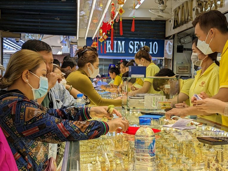 Tổng Hợp Tin Tức Giá Vàng Trong Nước Và Thế Giới Tuần Qua (18-24/8/2025) – Diễn Biến Sáng Nay Và Dự Báo Sắp Tới